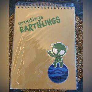 Greetings Earthlings NWT Hardcover Alien Sketch Book. 9”x12”. 200 pages